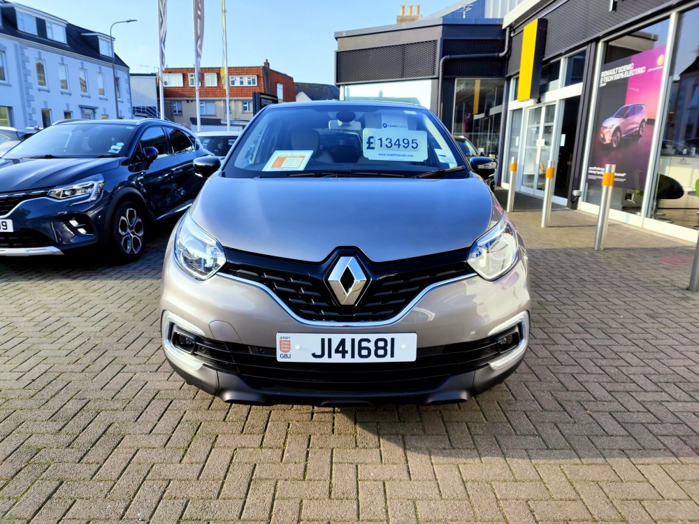 2019 Renault Captur Iconic 1.3 TCe 150 BHP EDC Automatic 5 Door SUV