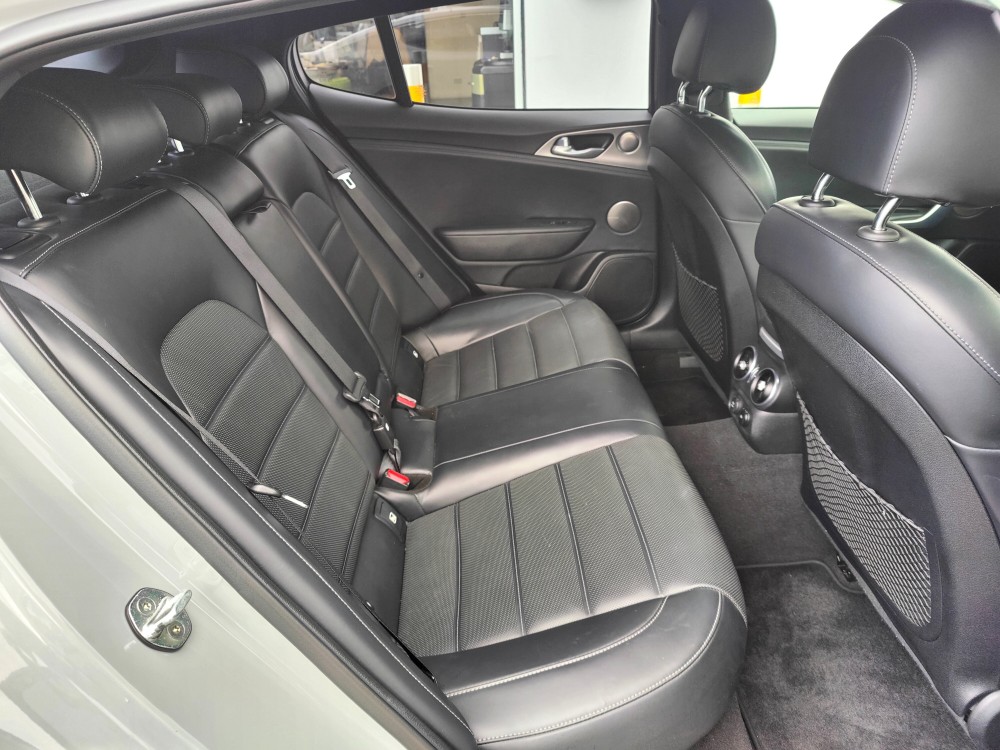 2017 Kia Stinger Gran Turismo GT S 3.3 365 BHP Automatic 5 Door Saloon