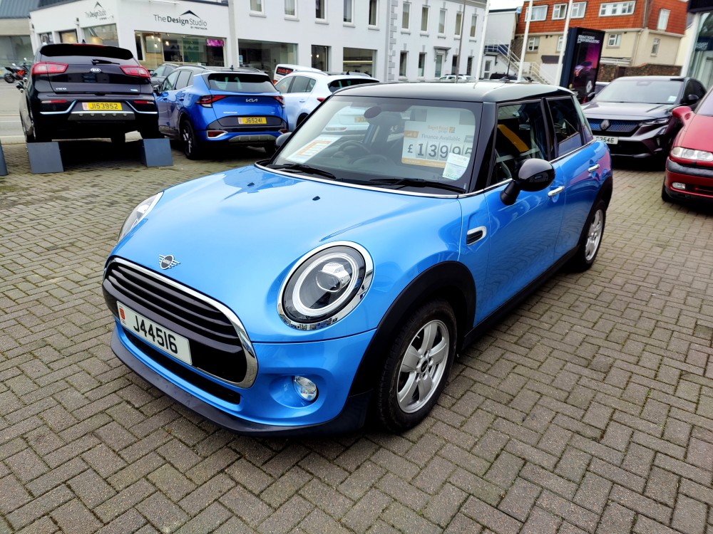 2018 Mini Cooper Classic 1.5 136 BHP Automatic 5 Door Hatch