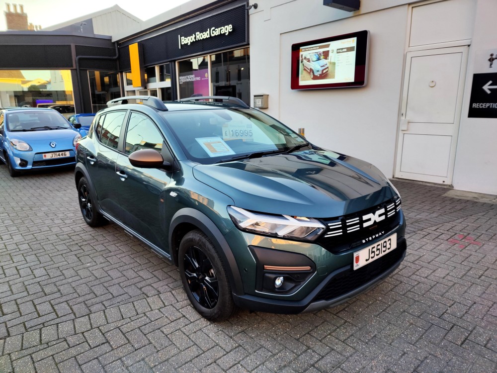 2023 Dacia Sandero Stepway Extreme TCe 90 BHP CVT Automatic 5 Door Hatch 