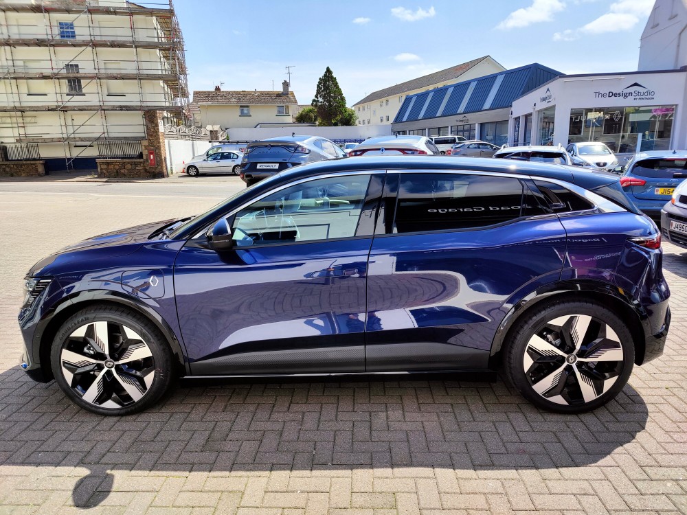 2024 Renault Megane E-Tech Techno + EV60 220hp Automatic 5 Door Hatch